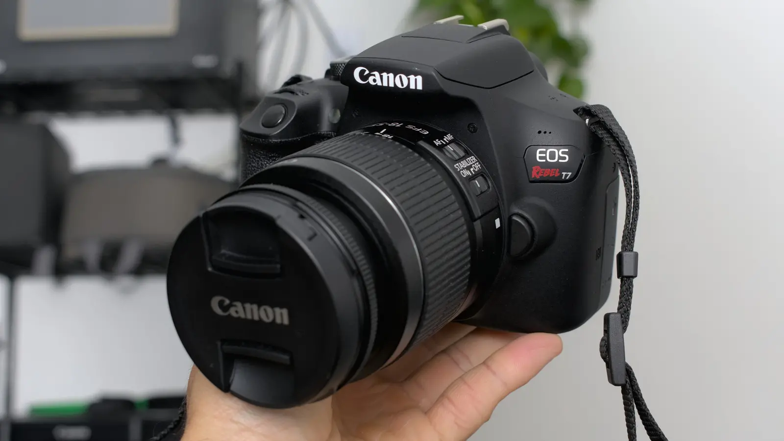 4 Things You Need To Make Your Camera And Lenses Last Longer