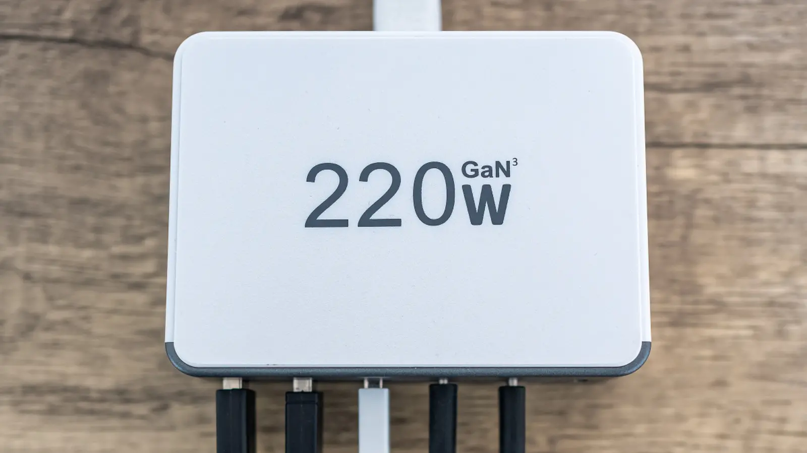 How Many Watts Should A Multiport Charger Have For Optimal Charging Speed?